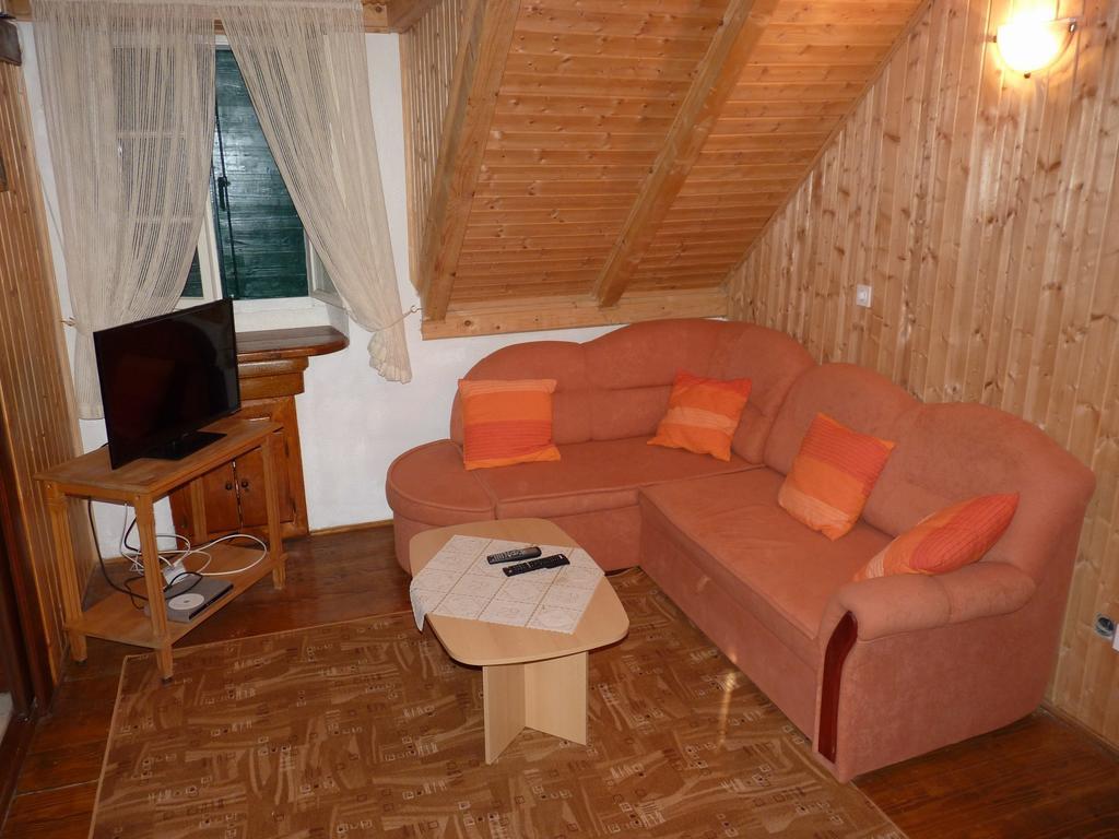 Apartments Kairos Трогир Стая снимка