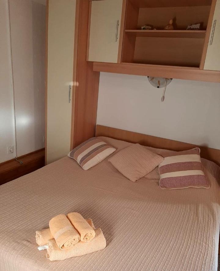 Apartments Kairos Трогир Екстериор снимка
