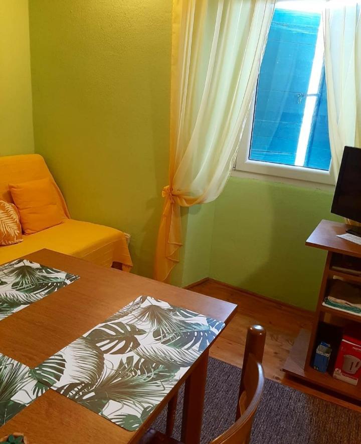 Apartments Kairos Трогир Екстериор снимка