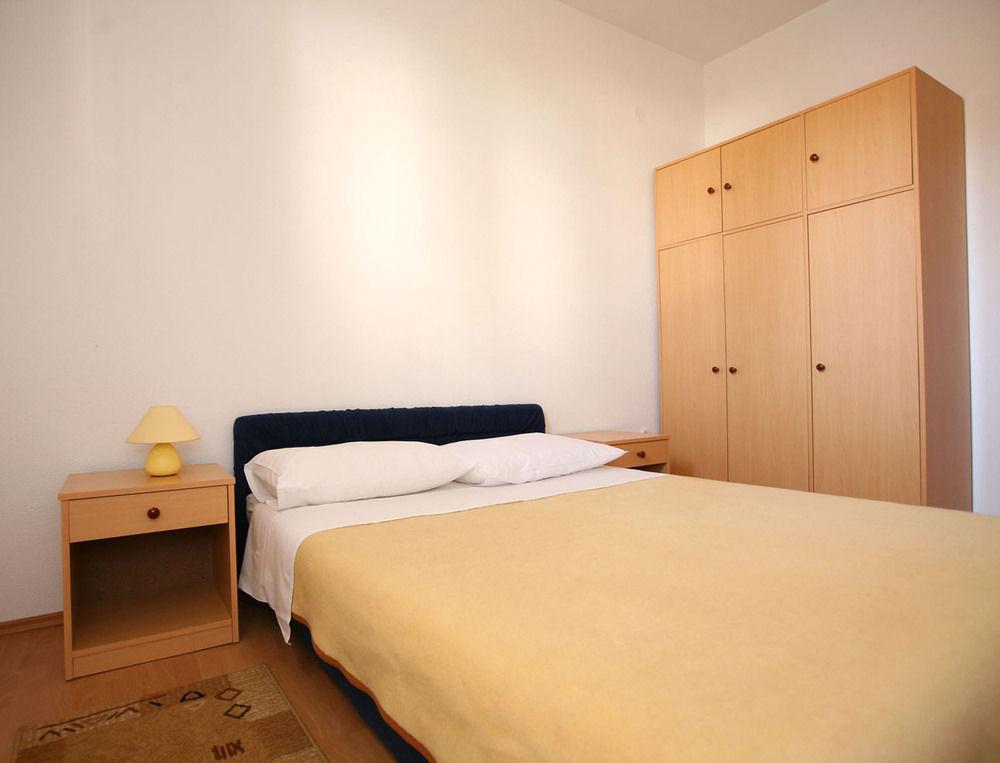 Apartments Kairos Трогир Екстериор снимка